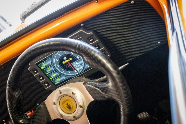 Haltech iC-7 Colour Display Dash in VW Beetle